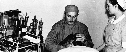 Anaesthetist at work during the war period