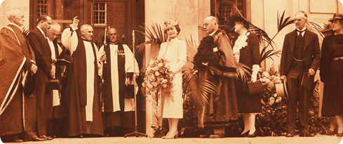 QEH royal opening with Queen Elizabeth, King George IV and Neville Chamberlain